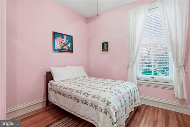 827 PHILADELPHIA AVENUE, Chambersburg, PA 17201