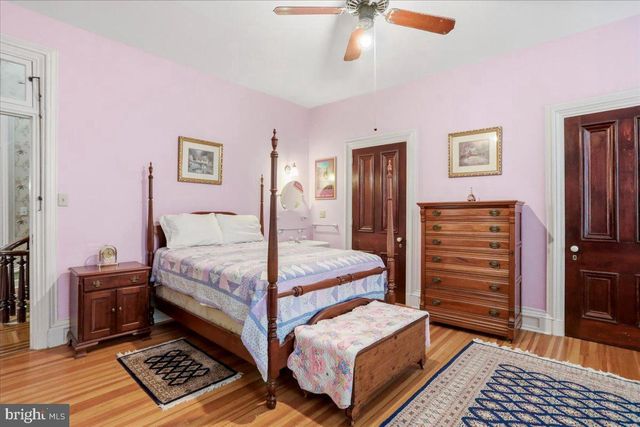 827 PHILADELPHIA AVENUE, Chambersburg, PA 17201