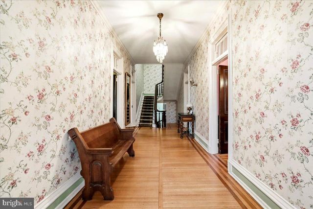 827 PHILADELPHIA AVENUE, Chambersburg, PA 17201