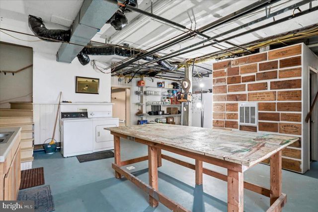 827 PHILADELPHIA AVENUE, Chambersburg, PA 17201