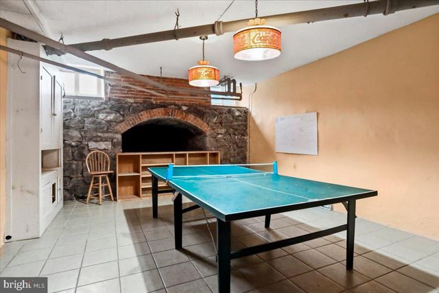 827 PHILADELPHIA AVENUE, Chambersburg, PA 17201