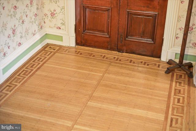 827 PHILADELPHIA AVENUE, Chambersburg, PA 17201