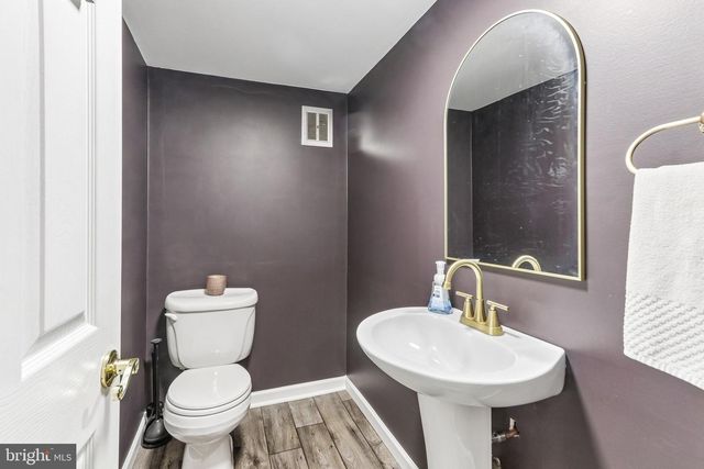 115 BREWSTER DR, Newark, DE 19711