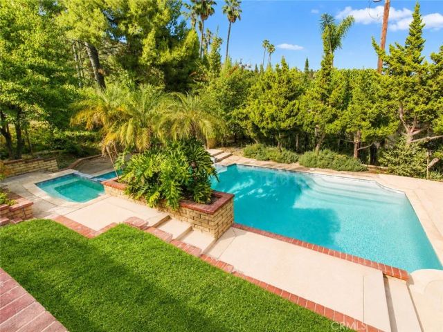 834 Cloverview, Glendora, CA 91741