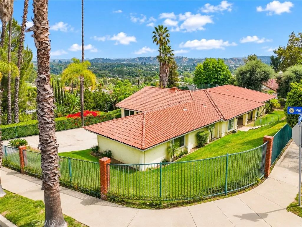 834 Cloverview, Glendora, CA 91741