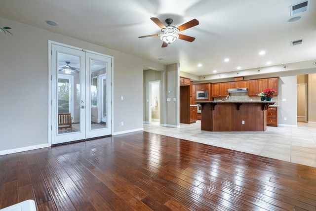 4674 N Arrow Ridge Way, Clovis, CA 93619