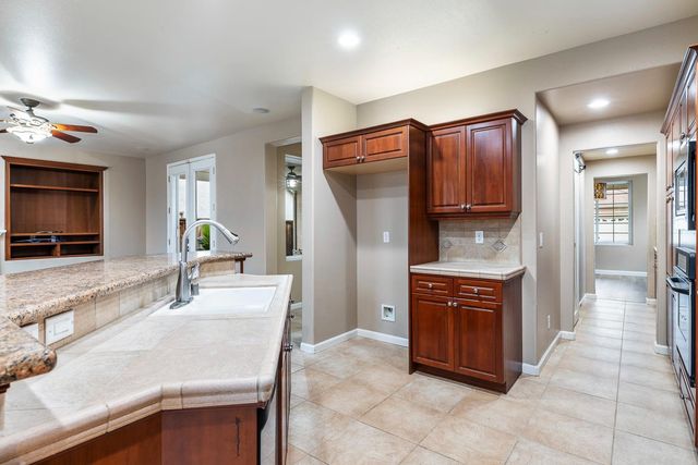 4674 N Arrow Ridge Way, Clovis, CA 93619