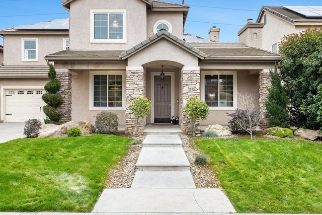 4674 N Arrow Ridge Way, Clovis, CA 93619