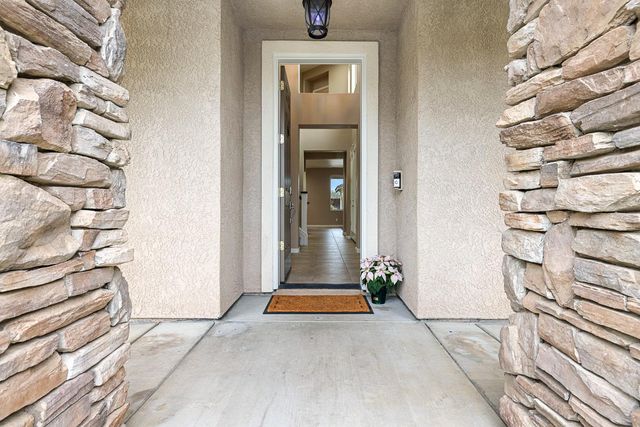 4674 N Arrow Ridge Way, Clovis, CA 93619