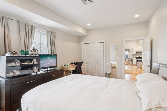 108 Emerson St 3, Boston, MA 02127