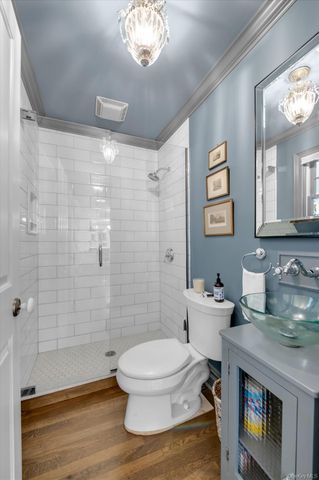 4 Sunset Lane, Port Washington, NY 11050