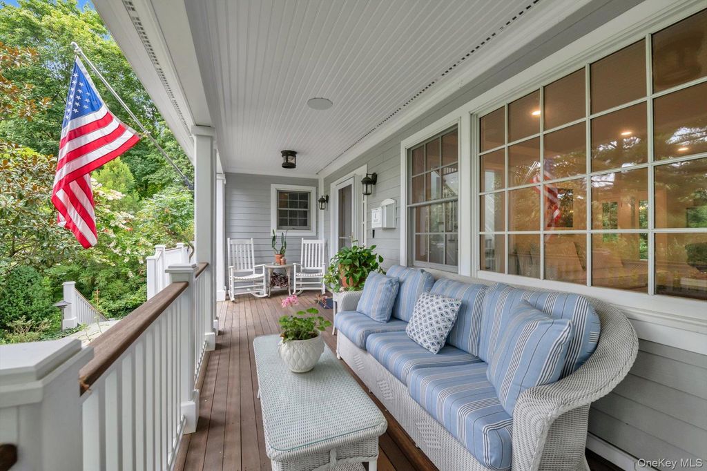 4 Sunset Lane, Port Washington, NY 11050 — photo 3