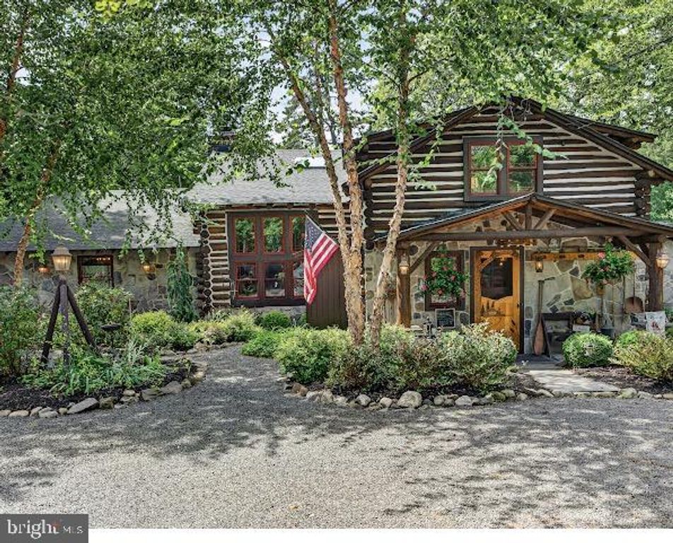 24 MINNETONKA TRL, MEDFORD LAKES, NJ 08055 — exterior