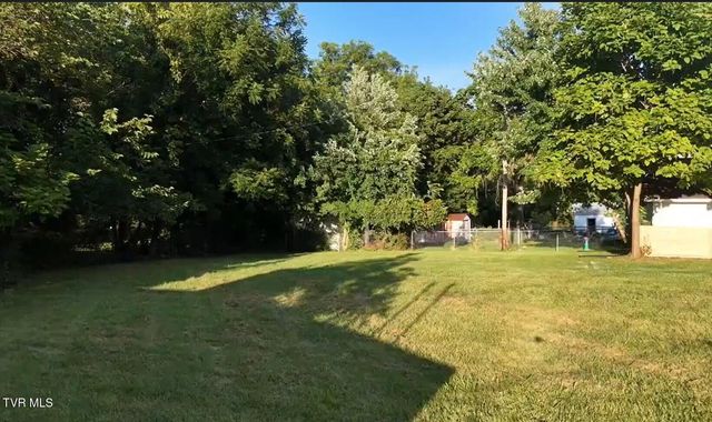 910 Robertson Street, Kingsport, TN 37660