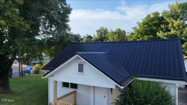 910 Robertson Street, Kingsport, TN 37660