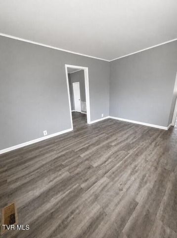 910 Robertson Street, Kingsport, TN 37660
