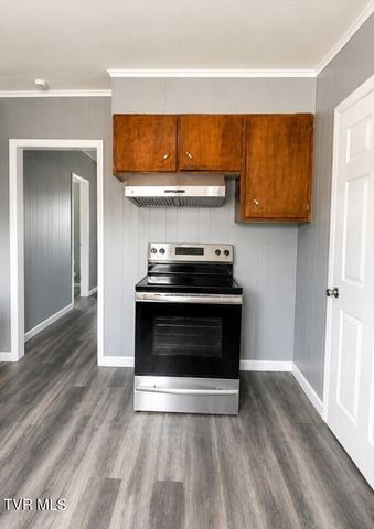 910 Robertson Street, Kingsport, TN 37660