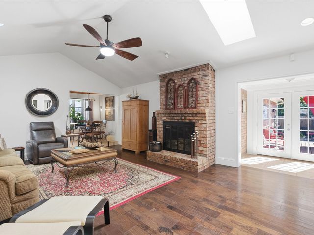 5320 Elkridge Drive, Dallas, TX 75227