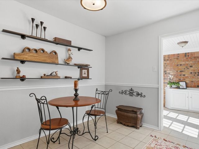 5320 Elkridge Drive, Dallas, TX 75227