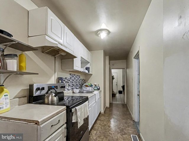 3010 FRISBY ST, Baltimore, MD 21218