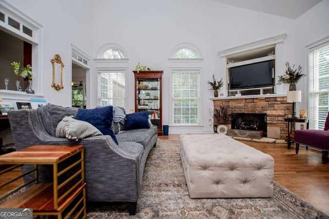 204 Pinehurst Way, Carrollton, GA 30116