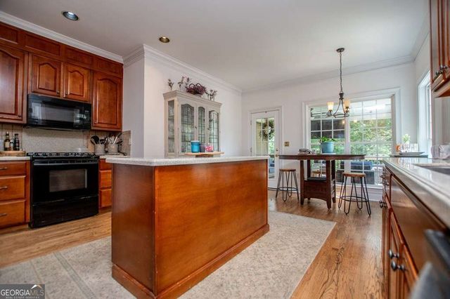 204 Pinehurst Way, Carrollton, GA 30116