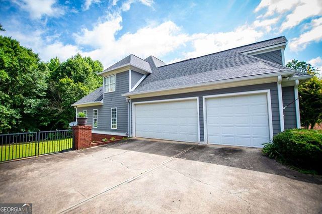 204 Pinehurst Way, Carrollton, GA 30116