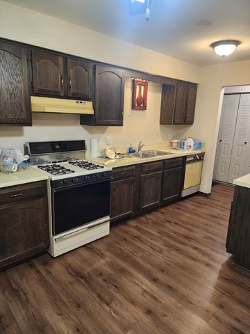 235 N Mill Road 106B, Addison, IL 60101