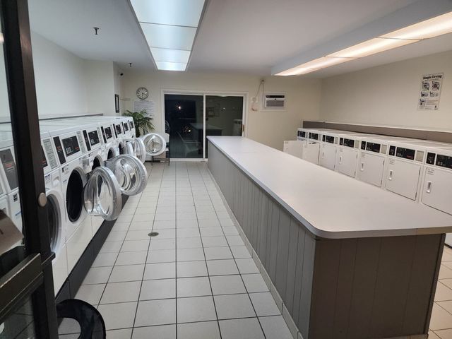 235 N Mill Road 106B, Addison, IL 60101