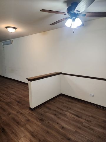 235 N Mill Road 106B, Addison, IL 60101