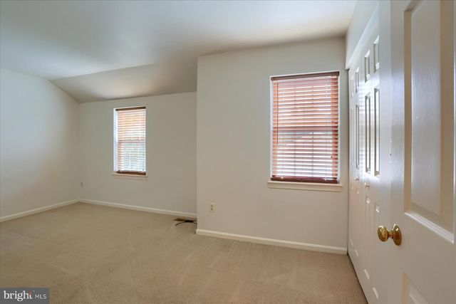 802 CAMBRIDGE CT, Palmyra, PA 17078