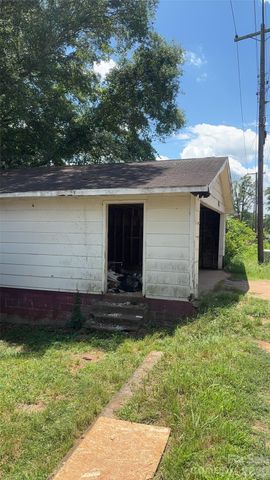 197 Main Street, Henrietta, NC 28076