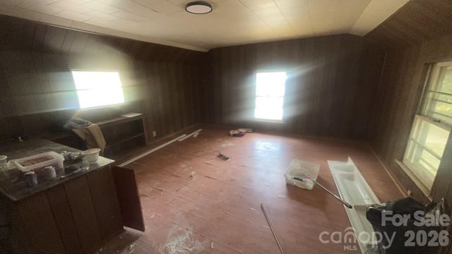 197 Main Street, Henrietta, NC 28076