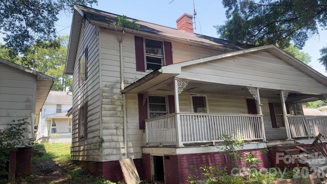 197 Main Street, Henrietta, NC 28076