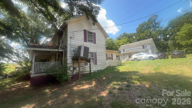197 Main Street, Henrietta, NC 28076