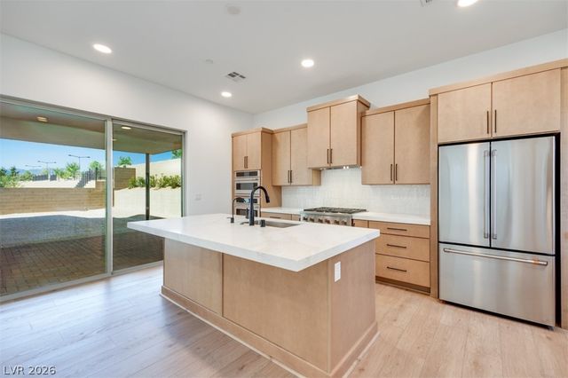 12186 Pink Sunrise Street, Las Vegas, NV 89138