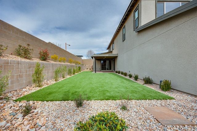 12186 Pink Sunrise Street, Las Vegas, NV 89138