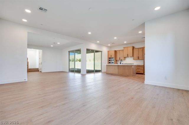 12186 Pink Sunrise Street, Las Vegas, NV 89138