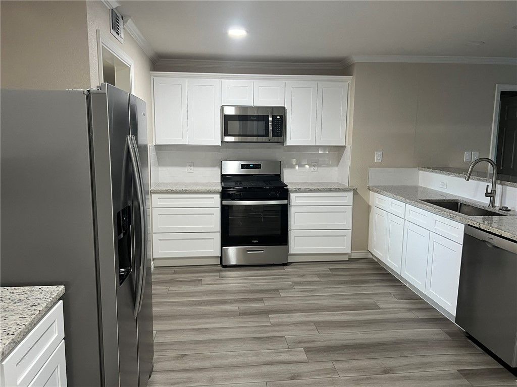 306 Circle Dr, Corpus Christi, TX 78412 — photo 5