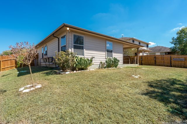 720 Fountain Gate, Schertz, TX 78108