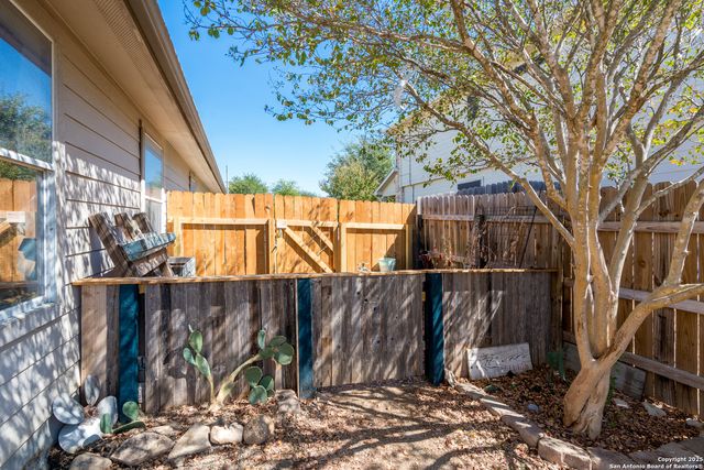 720 Fountain Gate, Schertz, TX 78108