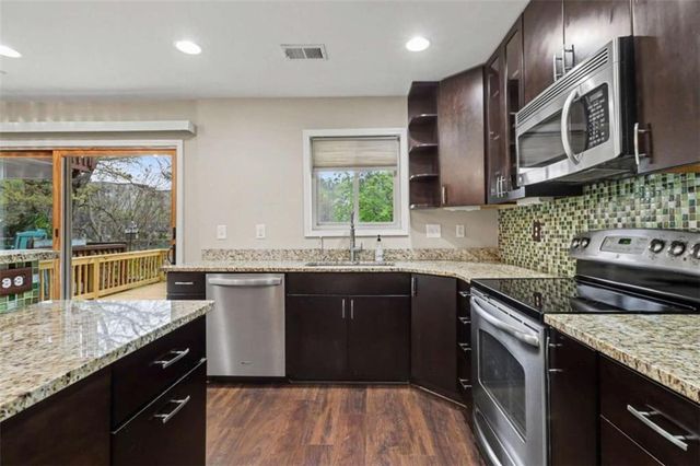 1105 Riverbend Club Drive, Atlanta, GA 30339