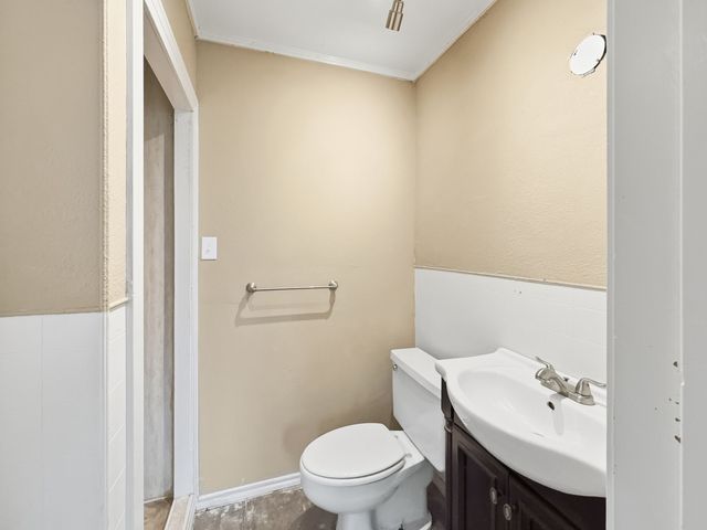 720 E Leslie Street, Hamilton, TX 76531