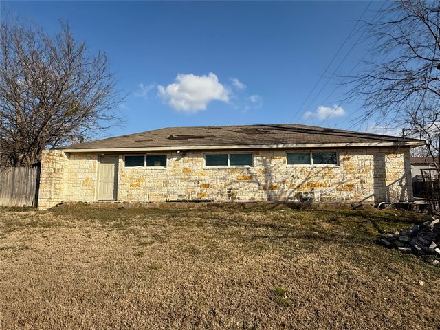 720 E Leslie Street, Hamilton, TX 76531