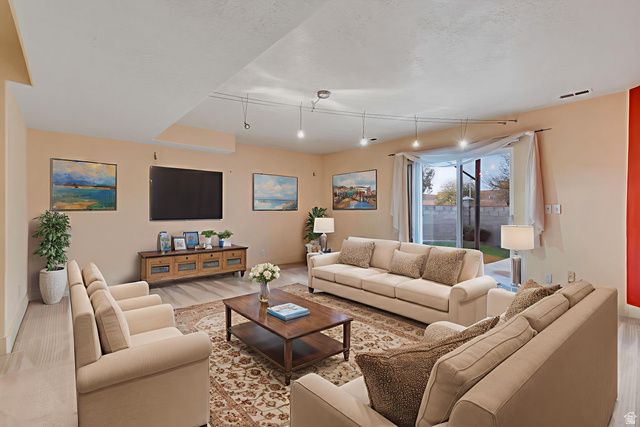 6732 W HUNTER VISTA CIR, Salt Lake City, UT 84128