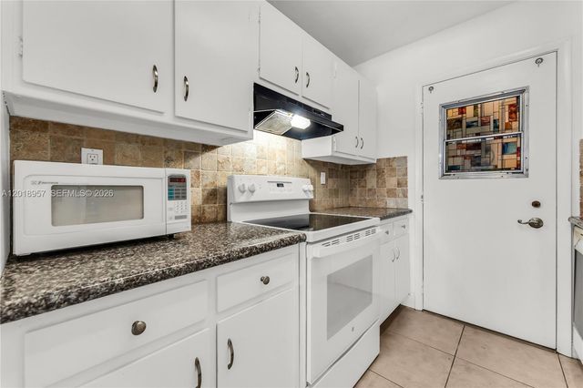525 Coral Way 402, Coral Gables, FL 33134