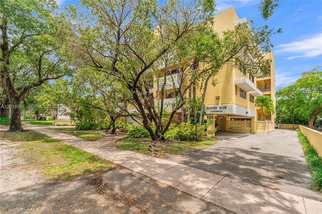 525 Coral Way 402, Coral Gables, FL 33134