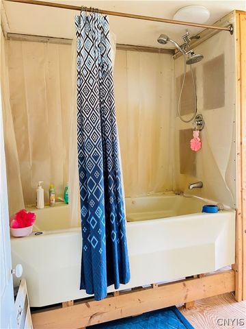 3218 Route 20, Cazenovia, NY 13035