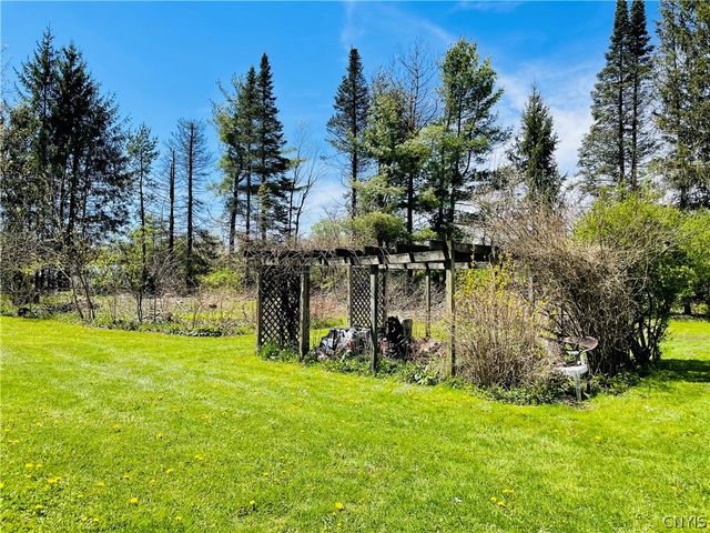 3218 Route 20, Cazenovia, NY 13035