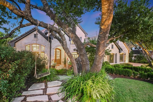 2201 Far Gallant DR, Austin, TX 78746